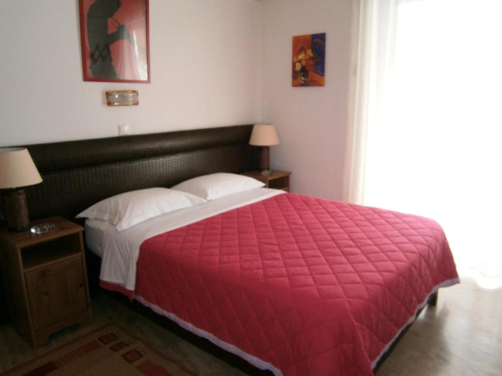 Antonios Rooms Akrata Pokój zdjęcie