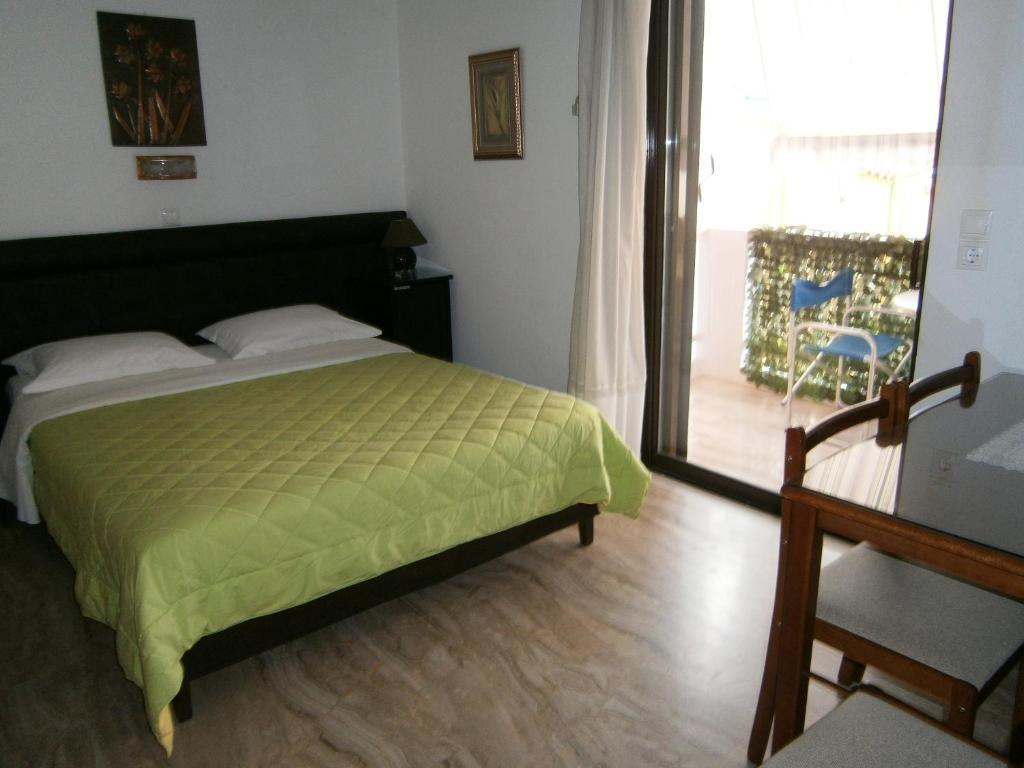 Antonios Rooms Akrata Pokój zdjęcie